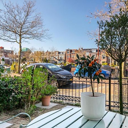 Uniek Verblijf In Herenhuis, Eigen Appartement Op De Tweede Etage Van Ons Huis Leeuwarden Exterior foto