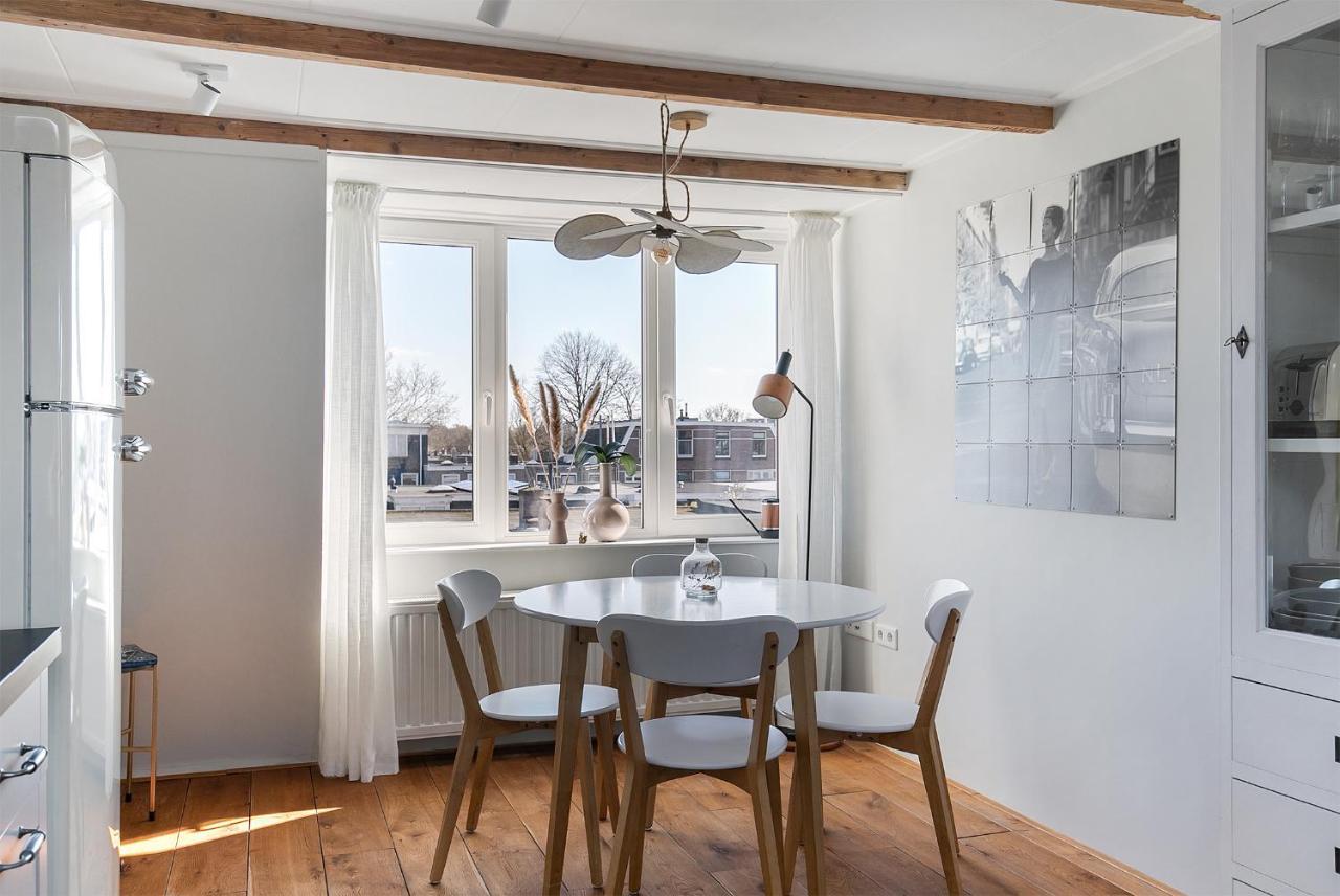 Uniek Verblijf In Herenhuis, Eigen Appartement Op De Tweede Etage Van Ons Huis Leeuwarden Exterior foto