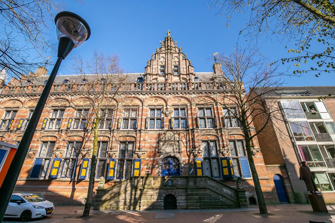 Uniek Verblijf In Herenhuis, Eigen Appartement Op De Tweede Etage Van Ons Huis Leeuwarden Exterior foto